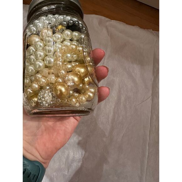 Mystery Jewelry Jar Pearl Beauty Victorian Castlecore 20 Pieces - Picture 8 of 9